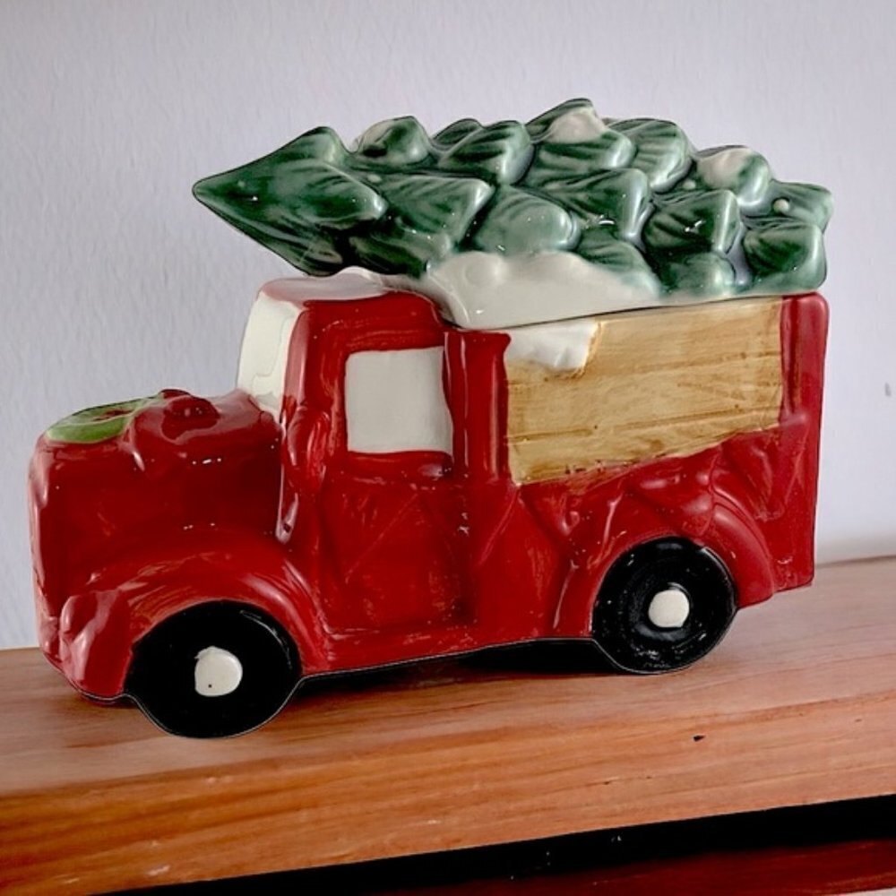 Christmas Canister Farm Vintage Truck Cookie Treat Jar Hand Painted Ceramic